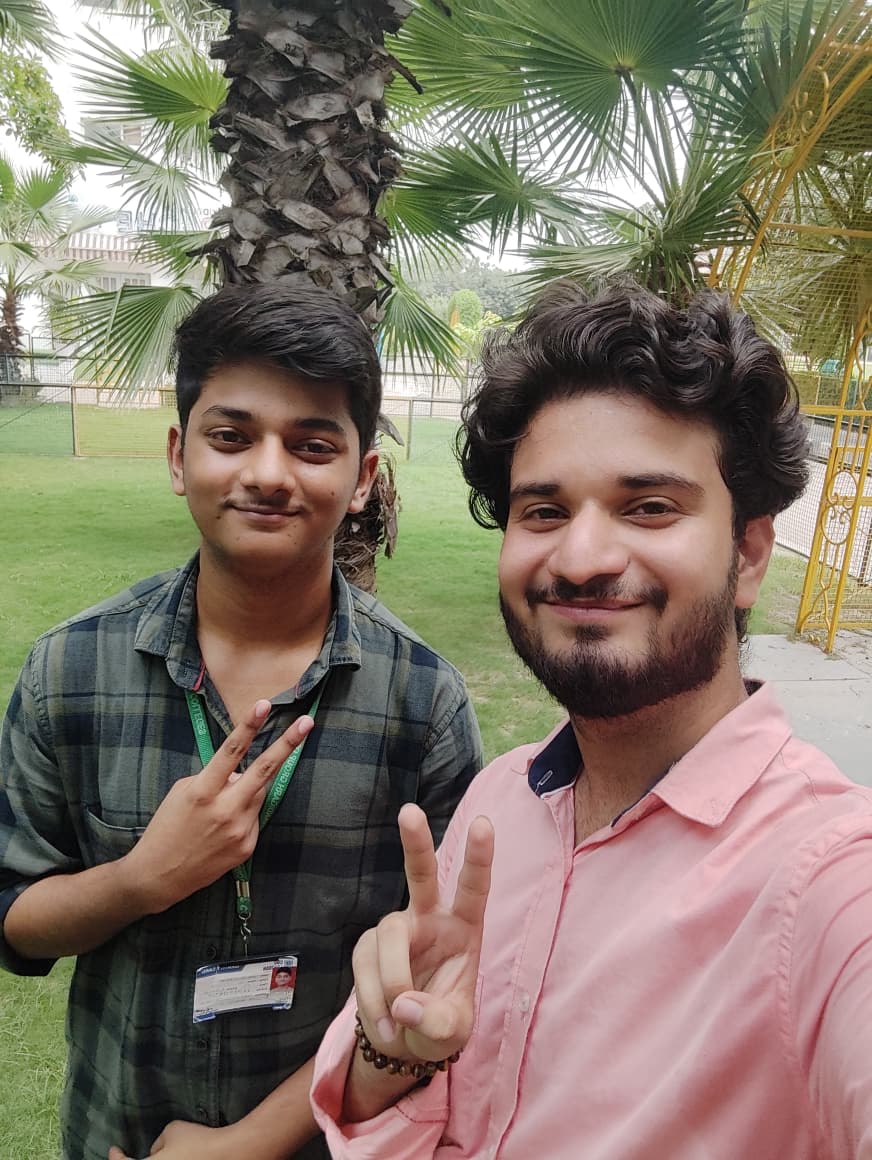 Manik meeting an Inner Circle student on campus